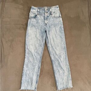 Abercombie & fitch ultra high rise acid wash mom jean 26
